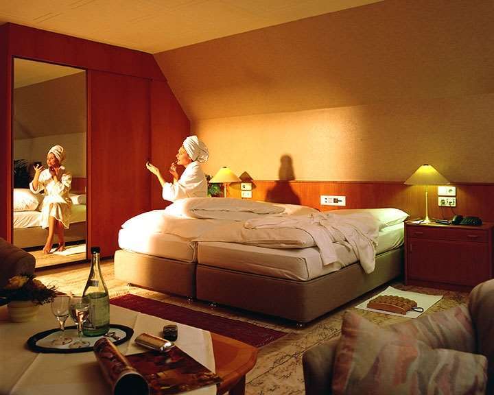 Hotel Harheimer Hof Frankfurt am Main Phòng bức ảnh